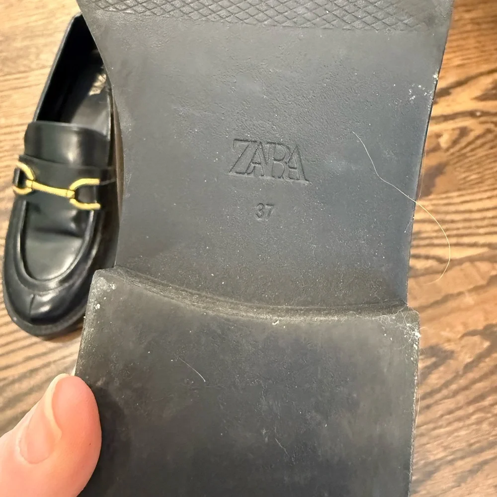 Zara Black Loafers EUC